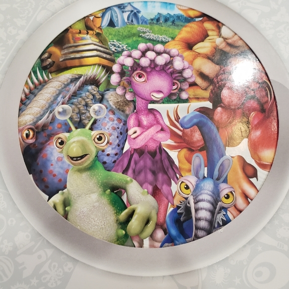 Spore Limited Edition Bundle - Picture 3 of 6